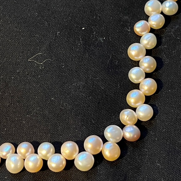 Real Pearl 2 Color Necklace - Picture 6 of 17
